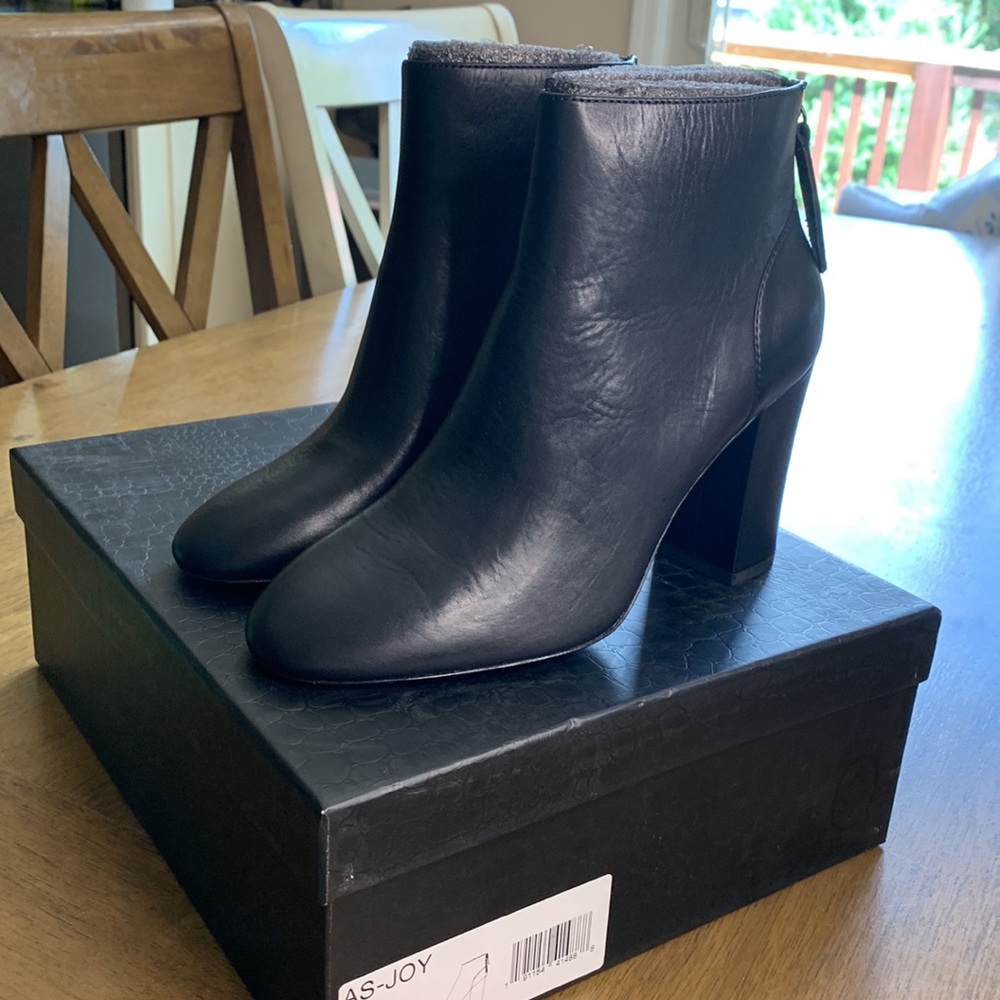 NWT Ash Joy 36M Boots Black